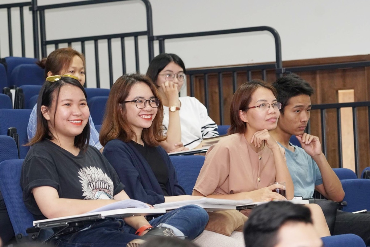 Gender Talk: Surprising with the psychology of high school students